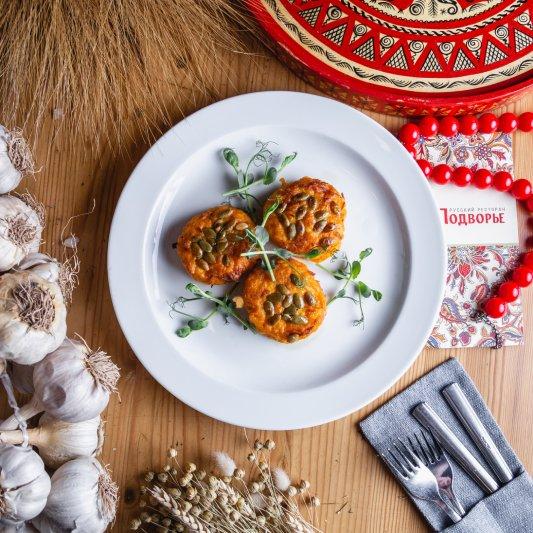 Pampkin pancakes with pumpkin seeds