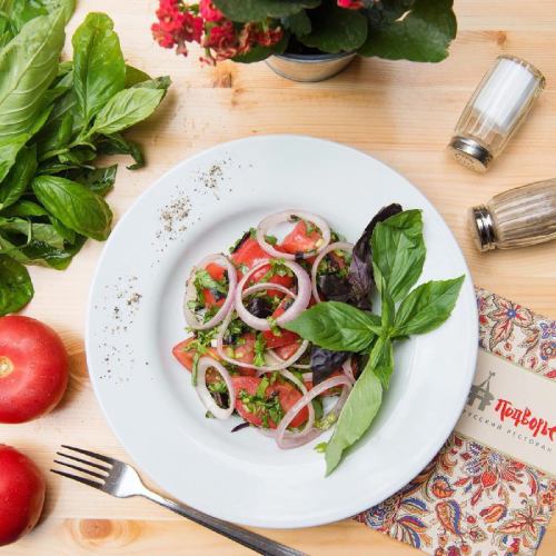 pomidornii salat
