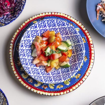 Салат из свежих овощей с заправкой на Ваш вкус