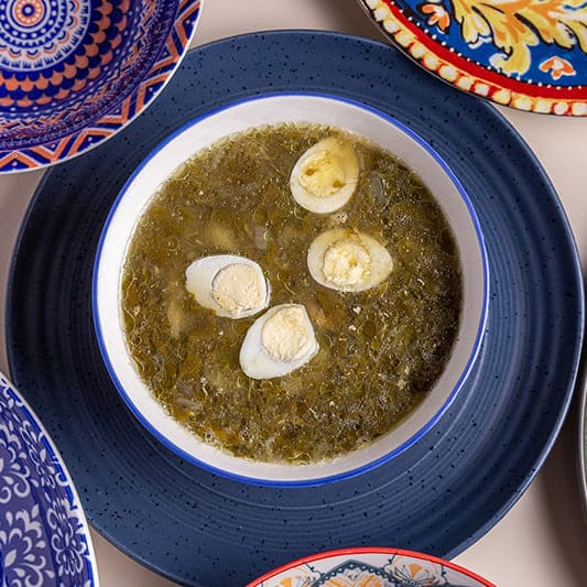 Зеленый Борщ с перепелиными яцами