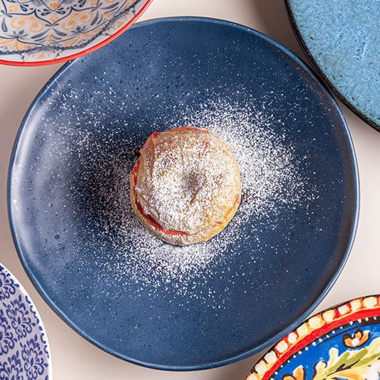 Яблоко, запеченное с брусникой и медом (100гр)